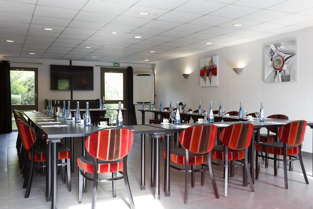 Hotel Restaurant Le Colibri Douvrin Exterior foto