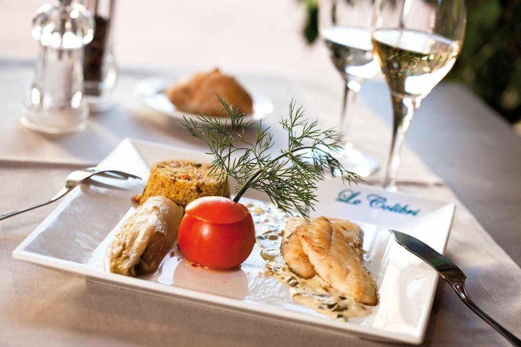 Hotel Restaurant Le Colibri Douvrin Exterior foto